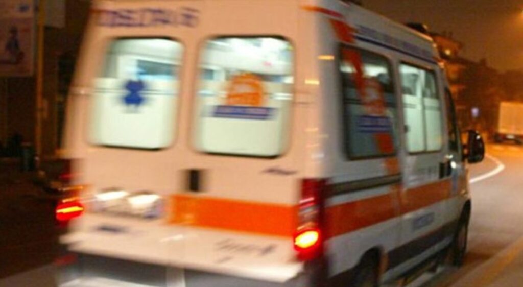 Scontro tra due moto, Nicola De Martino in viaggio con la moglie muore a 36 anni