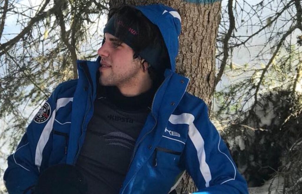 Nicola morto dopo una serata in discoteca, le parole della sorella: "Avevamo un appuntamento"