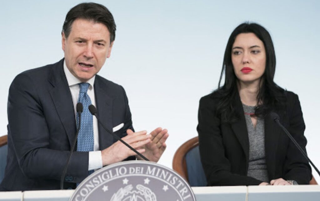 Quando riaprono le scuole a settembre, Conte: "Il 14 settembre si rientra in massima sicurezza"