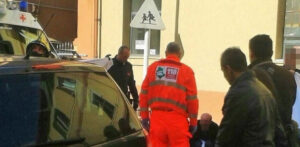 Dramma a Fuorigrotta, uomo di 36 anni si lancia nel vuoto e muore