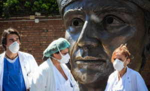 Coronavirus, Napoli, virus in fabula: una battaglia vinta con la giusta distanza