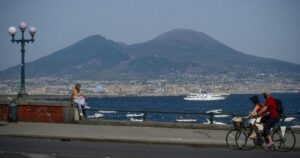 Meteo Napoli, arriva l'anticiclone Caronte