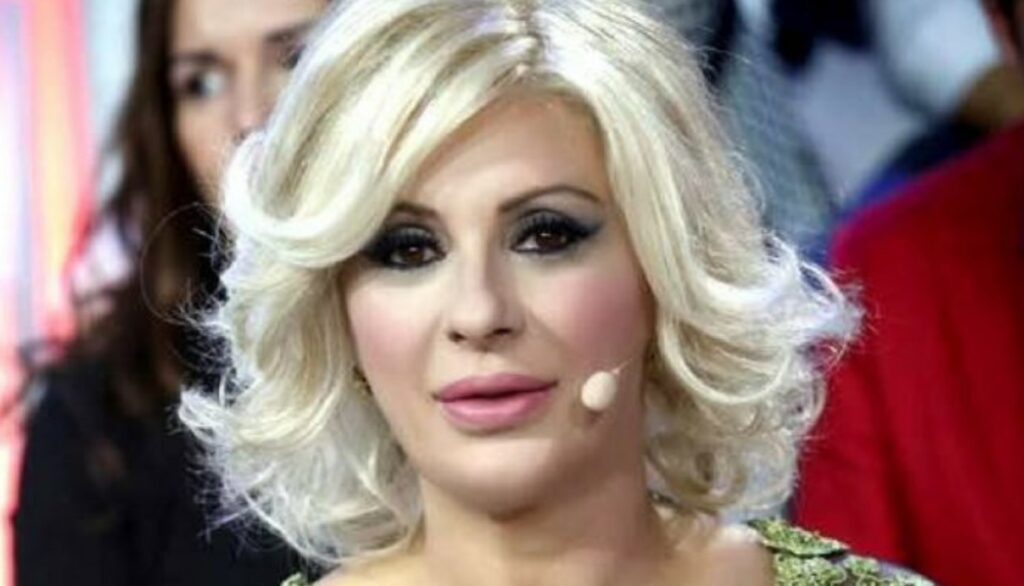 Tina Cipollari incinta? La risposta dell'opinionista di Uomini e Donne chiarisce tutto