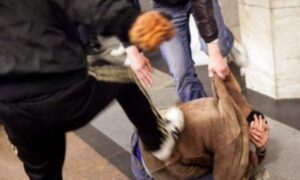 Napoli, fenomeno baby gang: il provvedimento del Comune