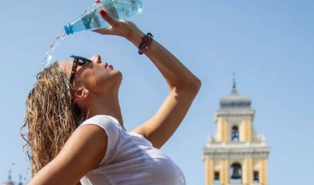 Meteo Napoli, dopo una breve instabilità arriva il caldo africano: primo accenno d'estate