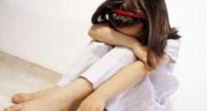 Vergogna a Ponte Cagnano, bambina venduta dalla mamma lancia un appello disperato