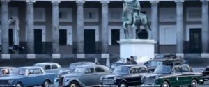 Piazza Plebiscito ritorna negli anni 50, partono le riprese de L'Amica Geniale