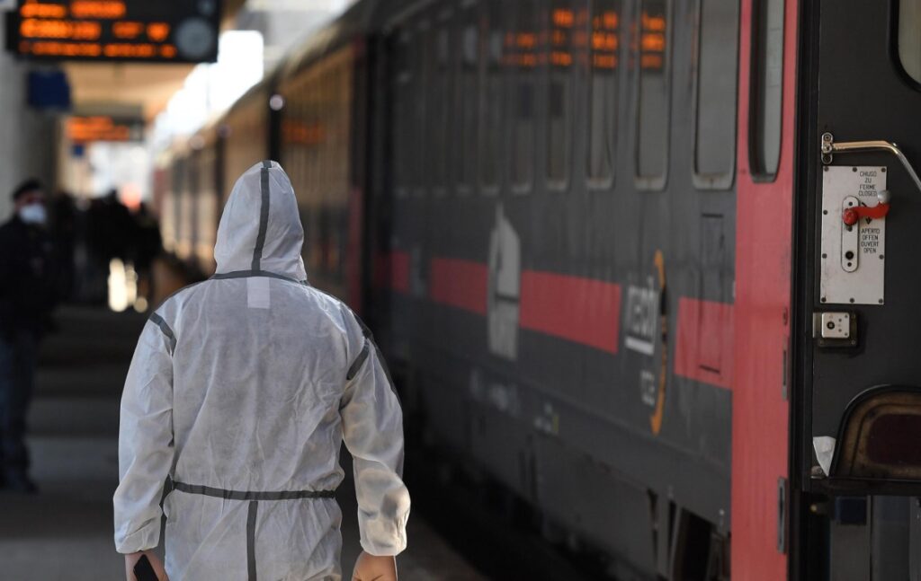 Operaio torna in Campania dalla Lombardia dopo 3 mesi: "Che emozione riabbracciare la mia famiglia"