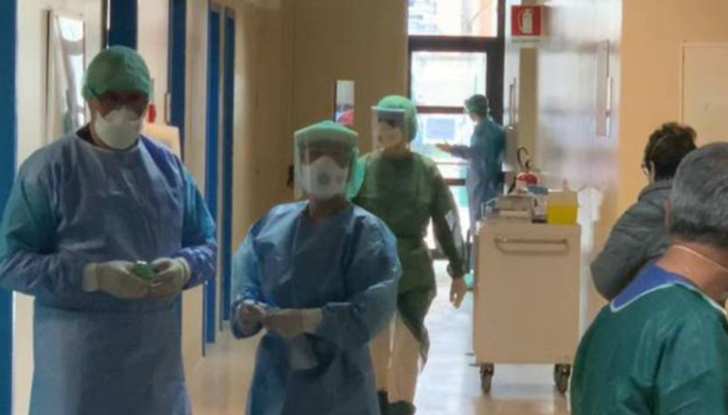 Coronavirus in Campania, nuovo bollettino: il numero dei contagi sale a 1052