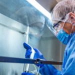 Vaccino anti Covid-19 al via i primi test sull'uomo: partnership tra Italia e Gran Bretagna