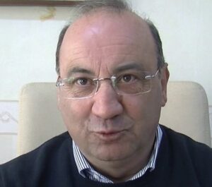 Lutto a Calvizzano: è morto il sindaco Giuseppe Salatiello