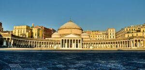 La lettera di Chiara, da Milano a Napoli in vacanza: "Qui non manca niente, da noi il sole"