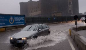 Meteo Napoli, prima del caldo africano arrivano piogge e temporali