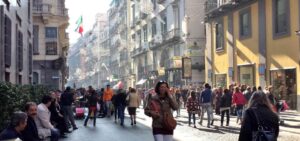 Napoli, trovato un cadavere di un uomo in via Toledo