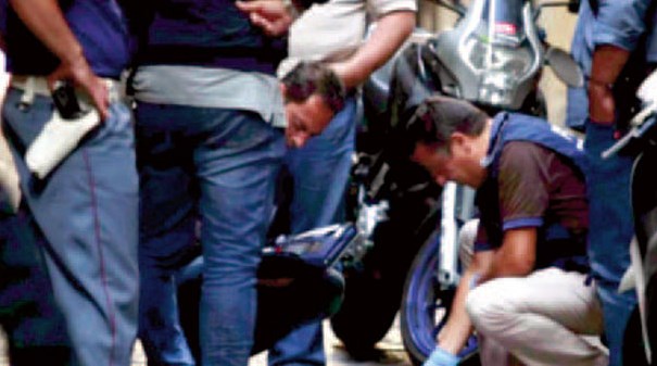 Napoli, "stesa" nella notte a Soccavo: colpi di pistola contro delle abitazioni