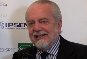 De Laurentiis sta con Ancelotti e contro i razzisti, intanto i tifosi del Napoli rafforzano l'amicizia con quelli serbi