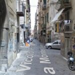 L'addio ad Emanuele, lacrime e rabbia tra i vicoli dei Quartieri Spagnoli