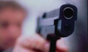 Camorra, gli insegnamenti del boss a suo figlio: "Spara a papà, spara all'infame"