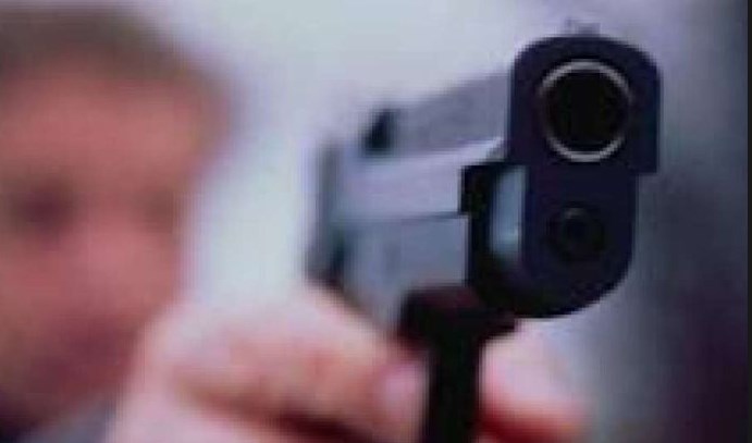 Camorra, gli insegnamenti del boss a suo figlio: "Spara a papà, spara all'infame"