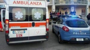 Napoli, muore una donna a Miano: presunto femminicidio