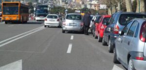 Napoli, nuovo metodo per rubare auto e motorini: arriva lo "jammer"