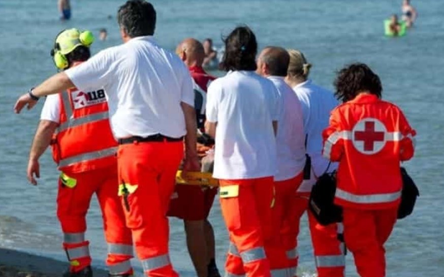 Morto a Mykonos a 22 anni, l'autopsia: "Deceduto per annegamento"