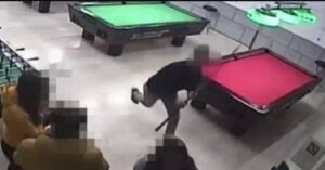 Avella, raid punitivo nel circoletto: due fratelli presi a bastonate