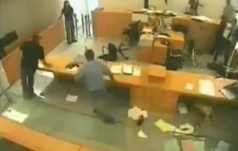 Rissa tra avvocati al Tribunale di Napoli: interviene il Consiglio dell'ordine