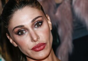 Belen Rodriguez parla di matrimoni, la frecciatina a Stefano De Martino non piace ai fan