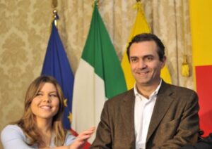Comune di Napoli, vicino il rimpasto in Giunta annunciato da De Magistris Comune di Napoli, vicino il rimpasto in Giunta annunciato da De Magistris