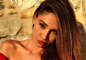 Belen compie 36 anni, fuga romantica con la nuova fiamma per il compleanno