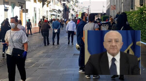 Quando si potrà smettere di usare la mascherina in Campania, le parole di Vincenzo De Luca