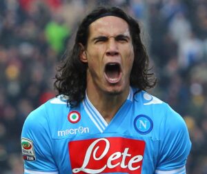 Cavani a Napoli: il calciatore vorrebbe tornare a giocare qui