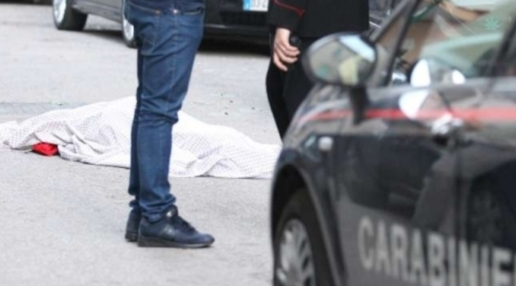 Si torna a sparare a Napoli, uomo ucciso in una sala giochi