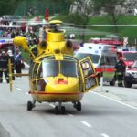 Tornavano dal viaggio di nozze, 32enne ha un malore in auto e muore