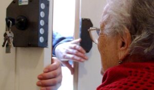 La nuova truffa ai danni degli anziani: parte appello sui Social