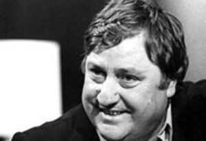 Mario Merola, l'omaggio del Comune: una strada per l'attore a Pianura