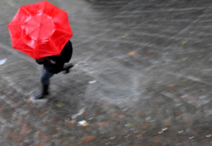 Previsioni meteo a Napoli, tornano i temporali e calano le temperature