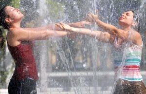 Meteo Napoli, torna di nuovo il caldo con Lucifero: finita la tregua