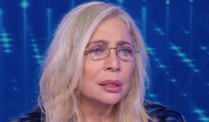 Il messaggio di Mara Venier: "Ho capito di essere finita in un incubo. Scoppio in lacrime quando ci penso"