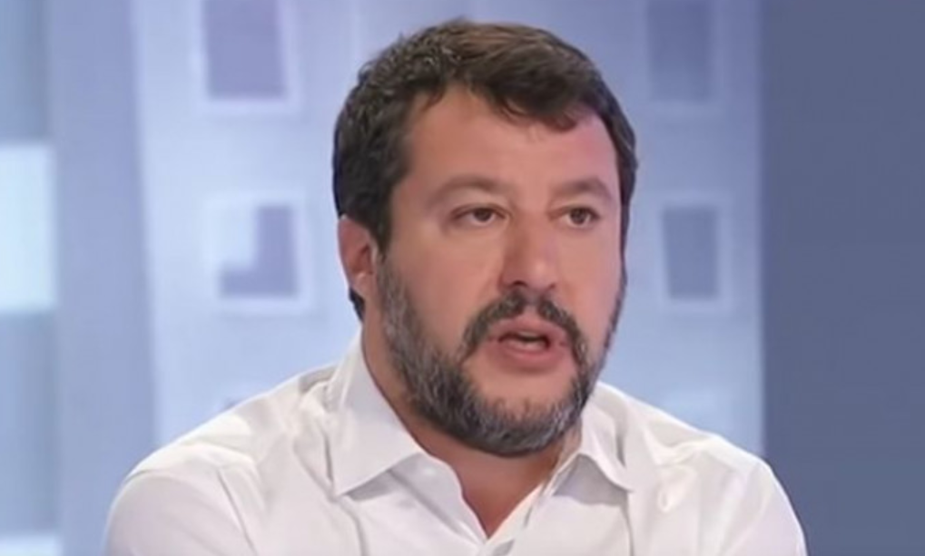matteo salvini messa di pasqua