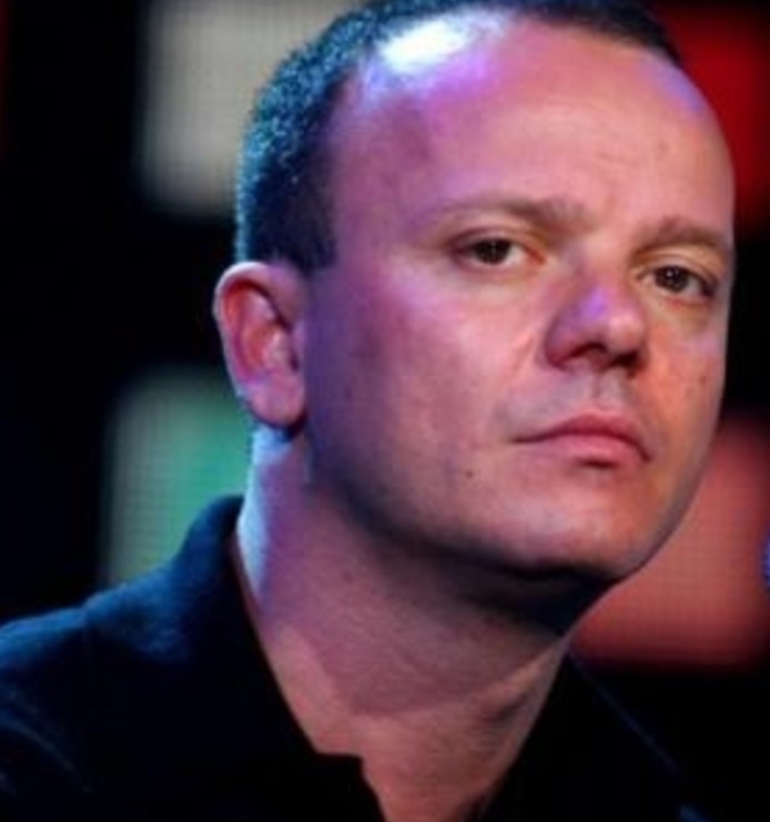 Dopo la crisi con la Tatangelo, solidarietà sui social per Gigi D'Alessio