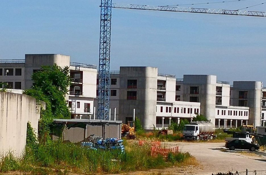 Policlinico Caserta, De Luca pronto alla nomina di un commissario: "La struttura non può rimanere a metà"