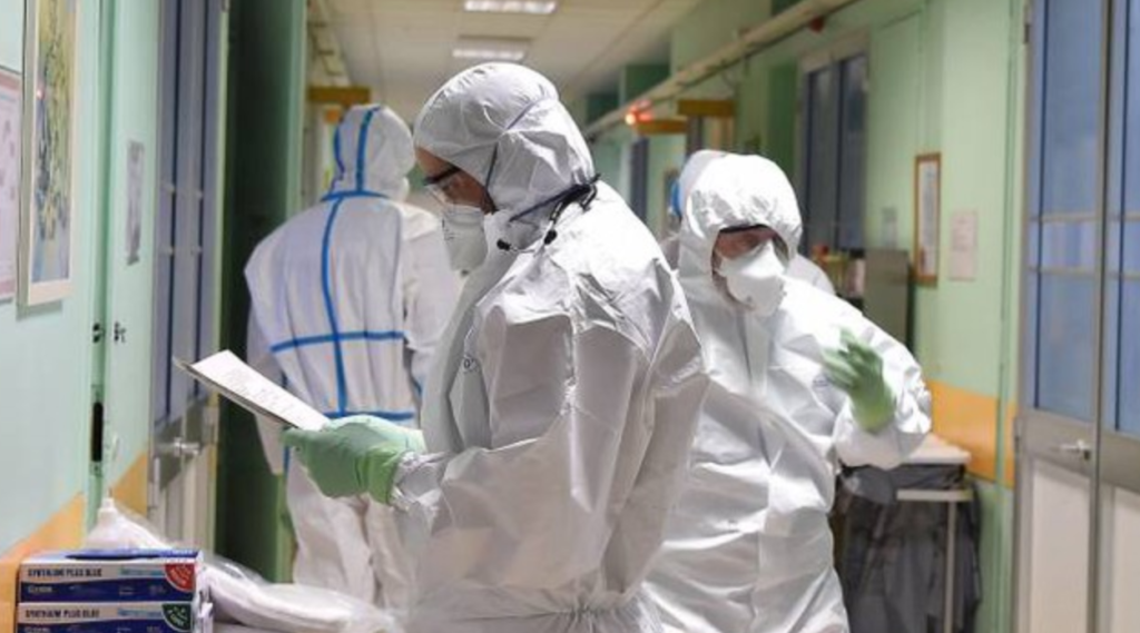 Savino morto a Melito per Coronavirus, il figlio: "Distrutti, accaduto da un momento all'altro, restate a casa"