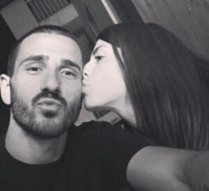 La famiglia Bonucci in vacanza a Capri, accade una cosa inaspettata
