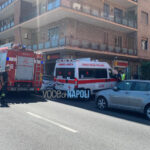 Paura in via Manzoni, lastra di legno cade da balcone e colpisce il parcheggiatore del supermercato