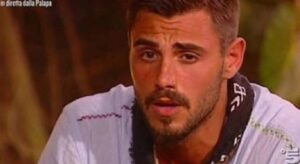 Francesco Monte abbandona l'Isola dei Famosi, perché l'ha fatto