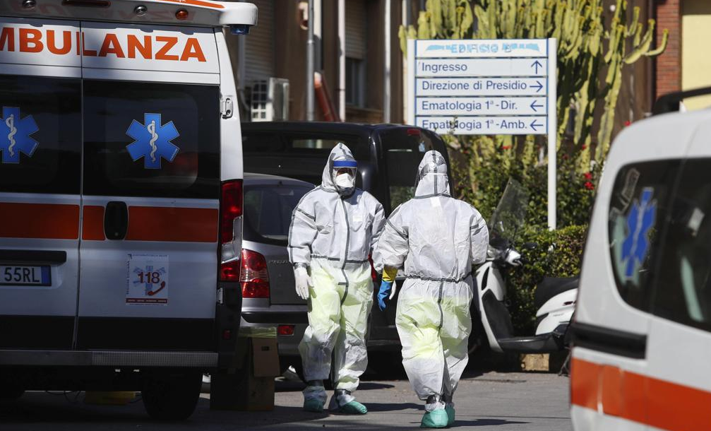 Tragedia ad Aversa, muore giovane di 16 anni: effettuato il tampone