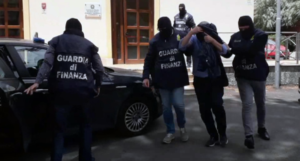 Truccavano concorsi per entrare nelle Forze dell'Ordine, otto arresti a Benevento