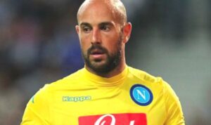 Calciomercato Napoli, Pepe Reina vicino al Paris Saint Germain